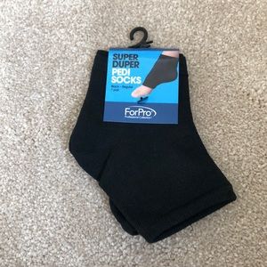 💸⬇️ ForPro Footless pedicure socks. NWT